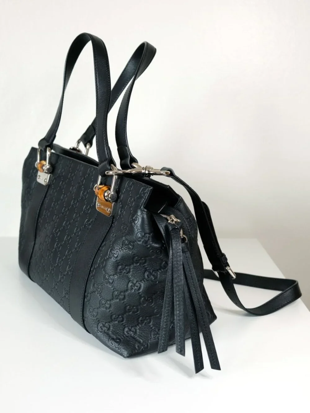 Gucci premium black